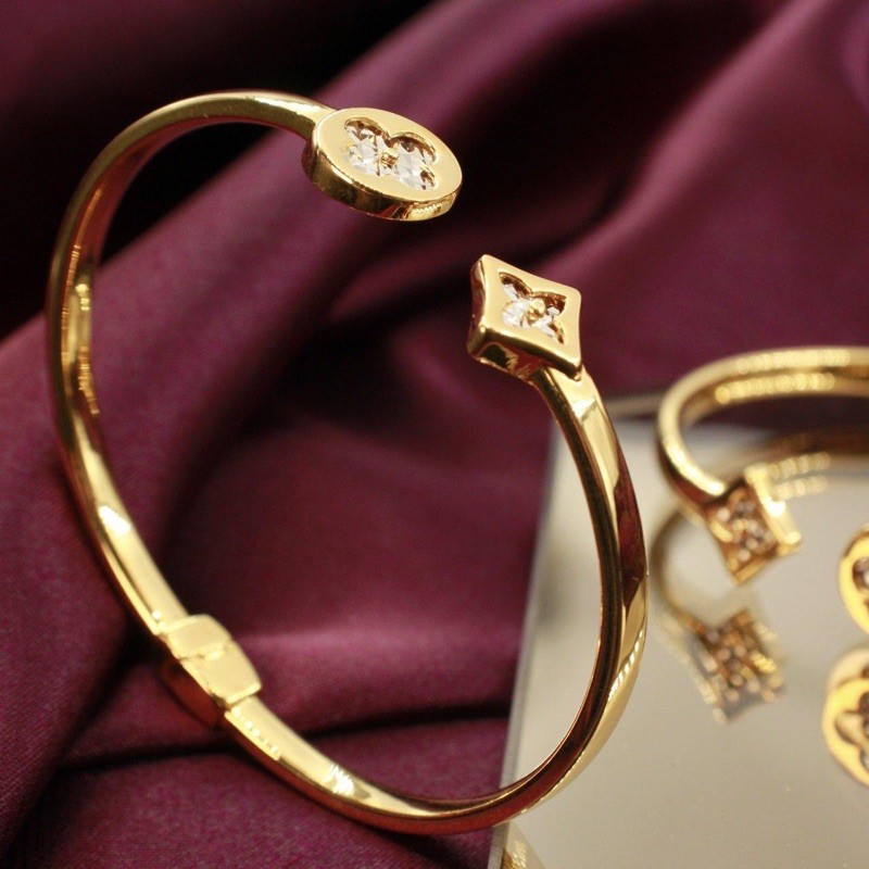 Shopee Exclusive Lv Bracelet Lv Bangle Gelang Lv Shopee Exclusive Lv Bracelet Lv Bangle Gelang Lv