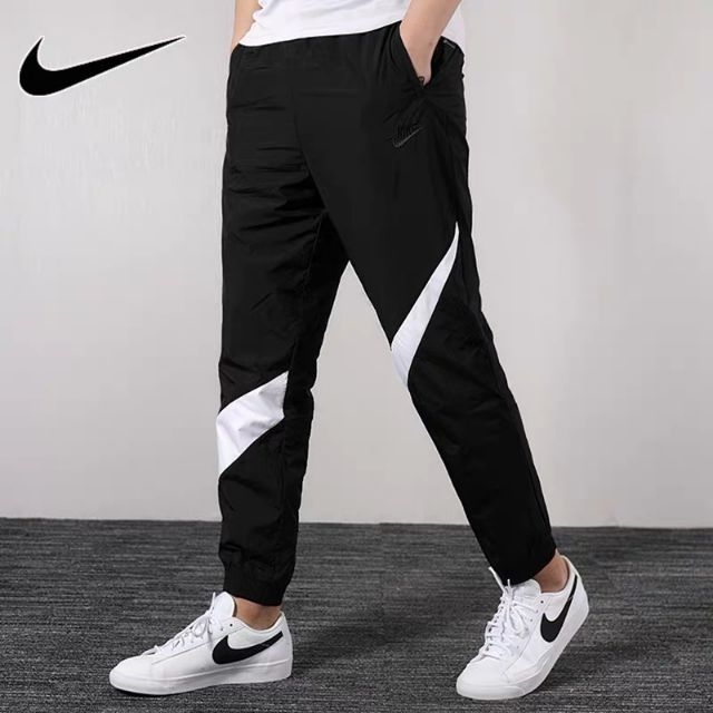 nike swoosh jogging pants