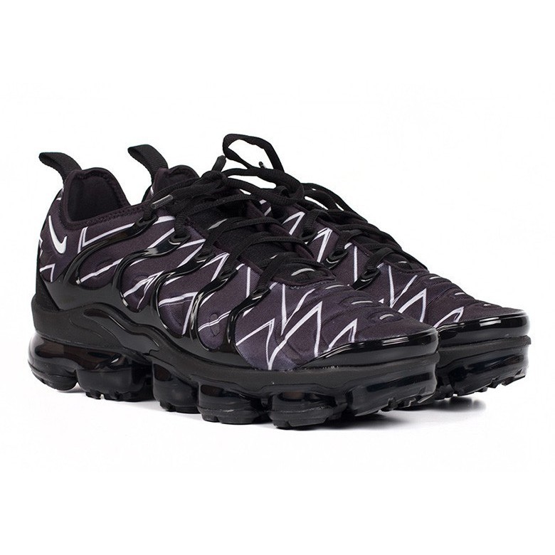 nike air vapormax plus black and purple