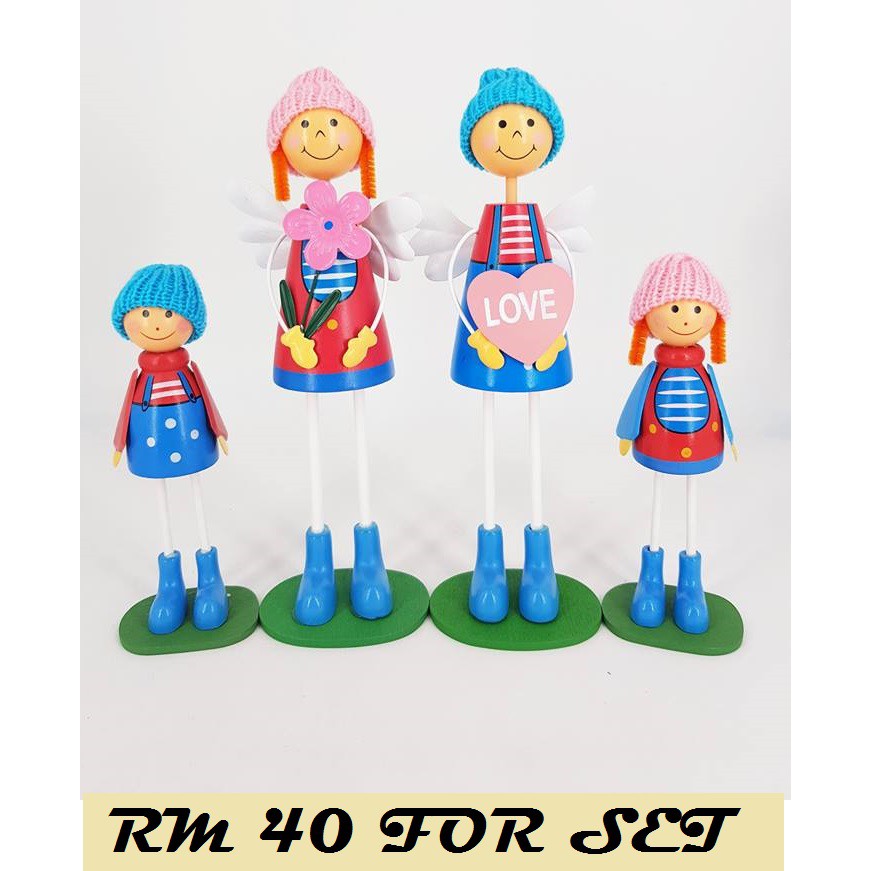 Wood Hand Painted Family Doll 2(Stand Version 4 in 1) RM40