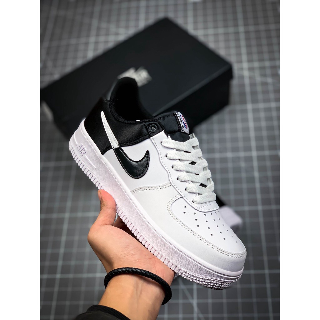 nike black and white shoes air force 1