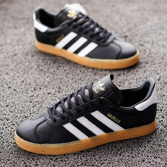 gazelle black white gum