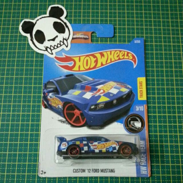 Hot Wheels Custom 12 Ford Mustang Hw Race Team Shopee Malaysia 9753