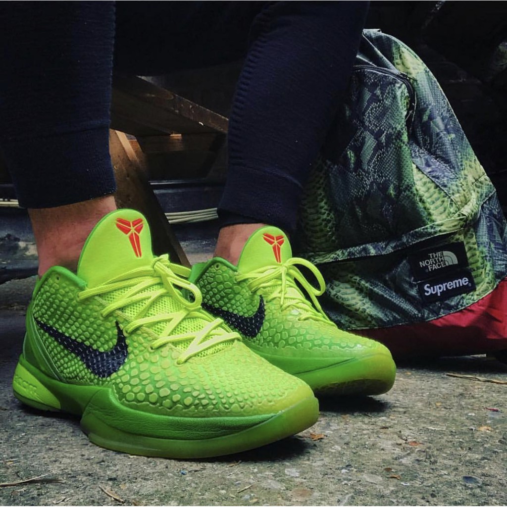 kobe grinch size 12