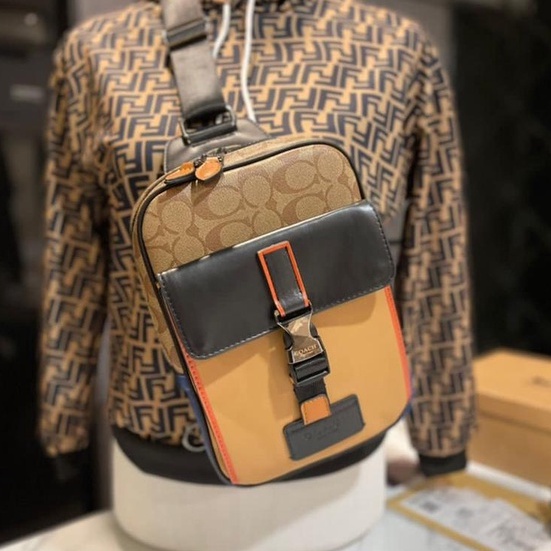 Coach Waist Bag Sling Bag Pouch Bag Men & Women Beg Coach Lelaki Raya