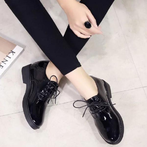 ladies black non slip shoes