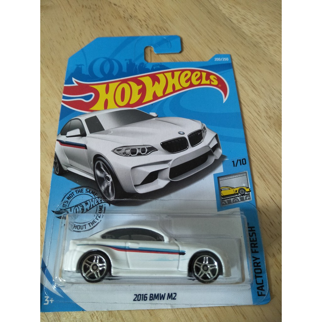 Hot Wheels 2016 BMW M2 Factory Fresh 1/10 Long Card USA NEU 