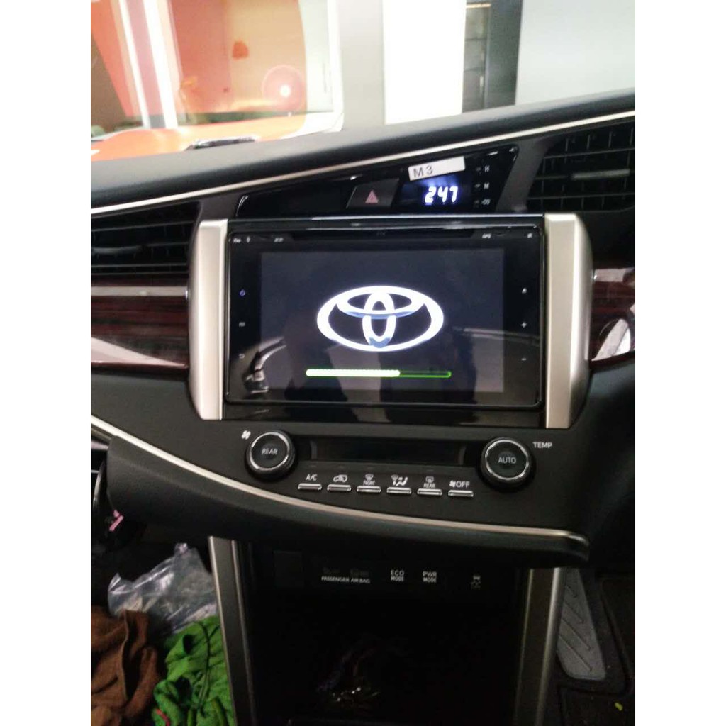 Toyota Innova Fortuner Oem 8 Monitor Android Wifi Gps Dvd Player Reverse Camera