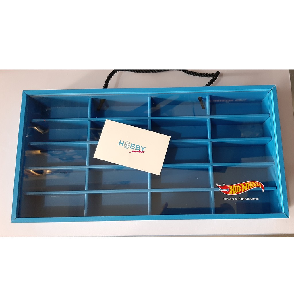 hot wheel display case for packaged cars