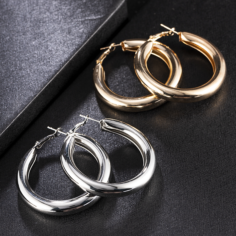Simple Hoop Earrings for Women Girls Fashion Minimalist Round Circle Earrings