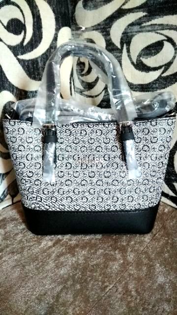 guess baldwin park mini crossbody bag