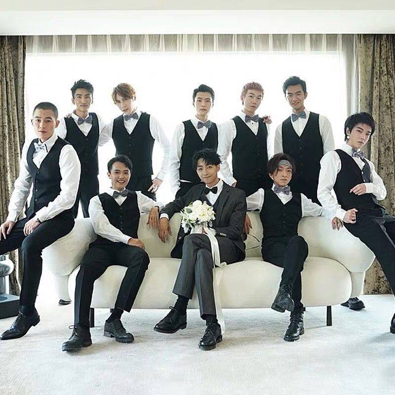 Groomsmen Suit Clothing Male Brother Group Suit Shirt Three Piece Long Sleeved Vest Suit Groom Weddi伴郎服服装男兄弟团西装衬衫三件套长袖马甲套装新郎结婚礼服秋季