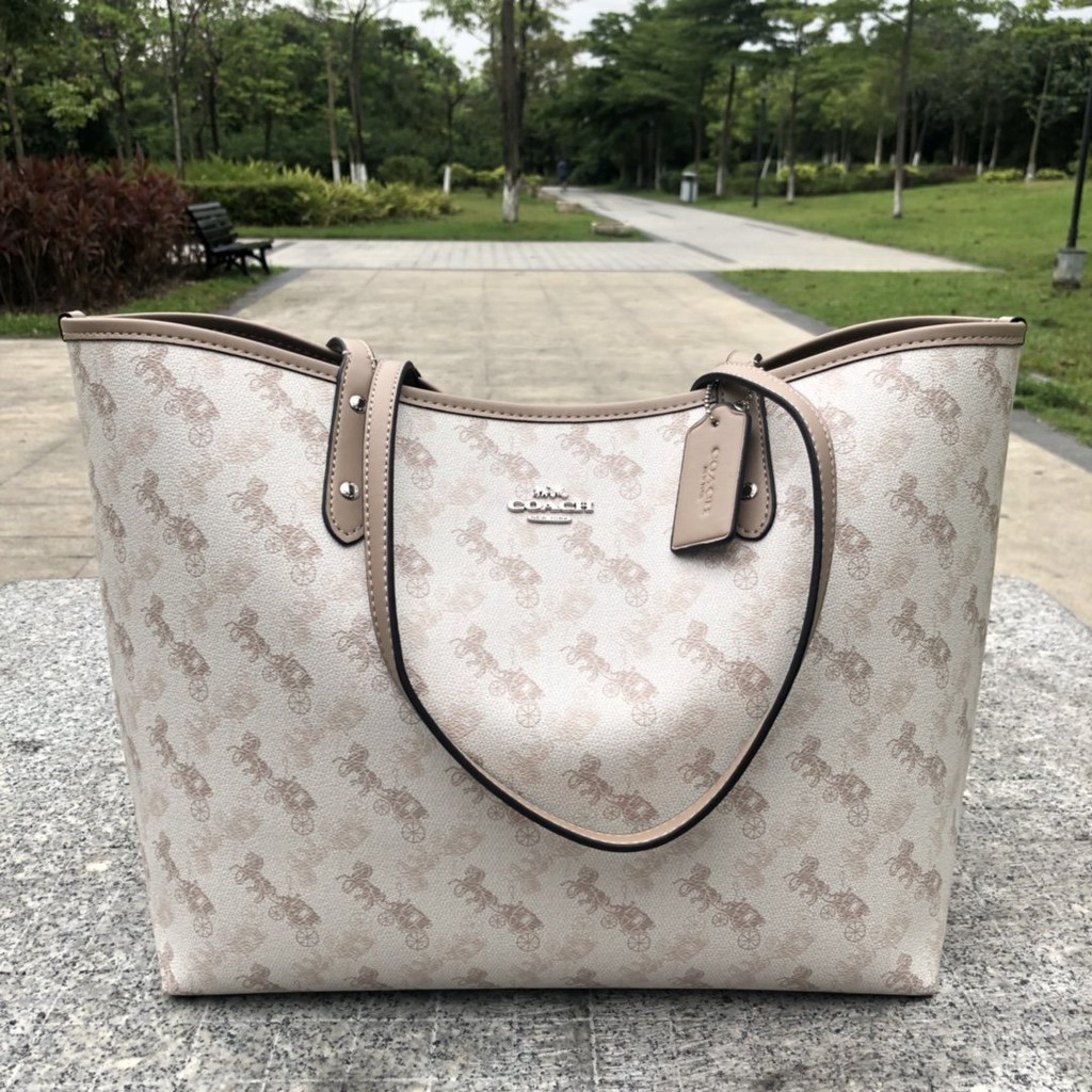 coach large shoulder bag