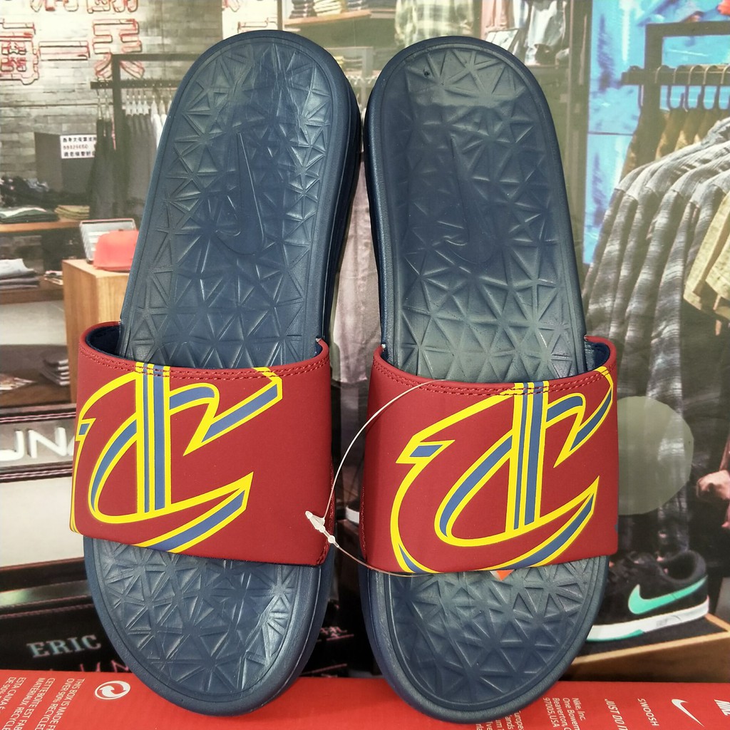 men's benassi just do it athletic sandal