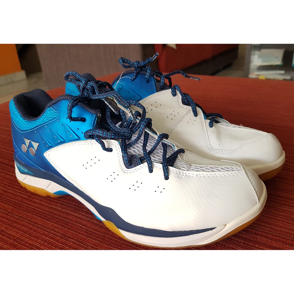 yonex comfort tour
