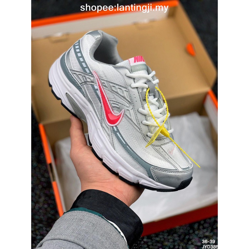 nike initiator on feet
