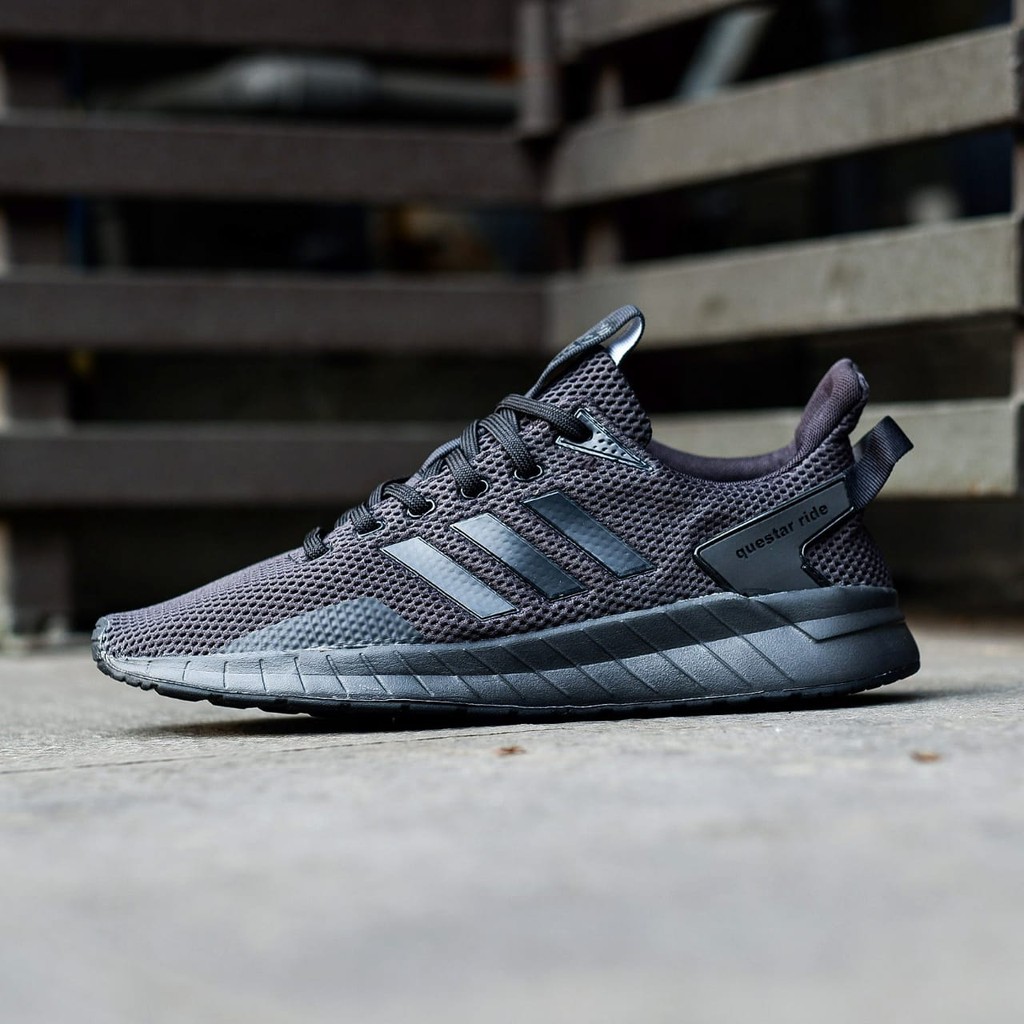 adidas questar ride triple black