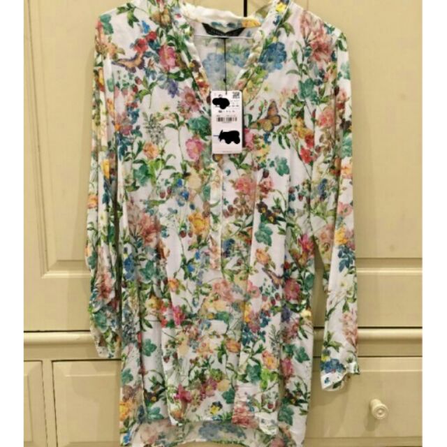 zara flower blouse