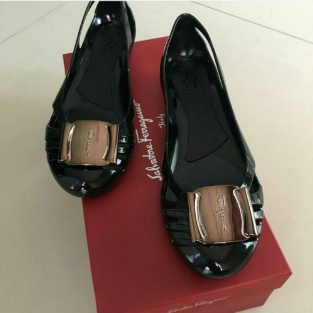 salvatore ferragamo jelly sandals