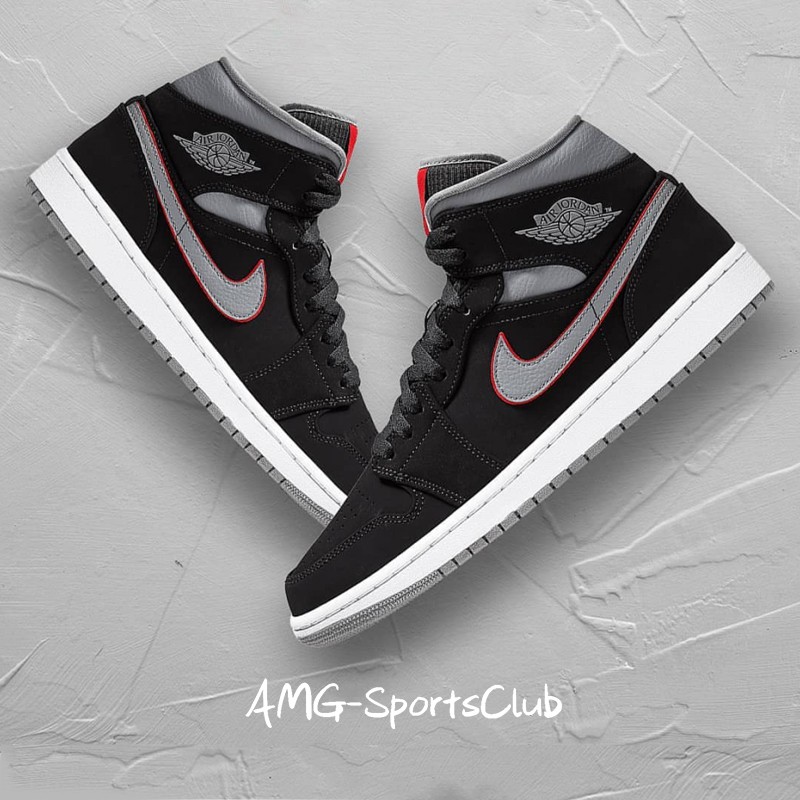 air jordan 1 black and white velvet