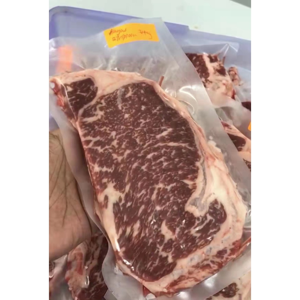 IPOH ANGUS - AUSTRALIAN BLACK ANGUS GRASS FED SIRLOIN 330gm+/- ( HALAL )