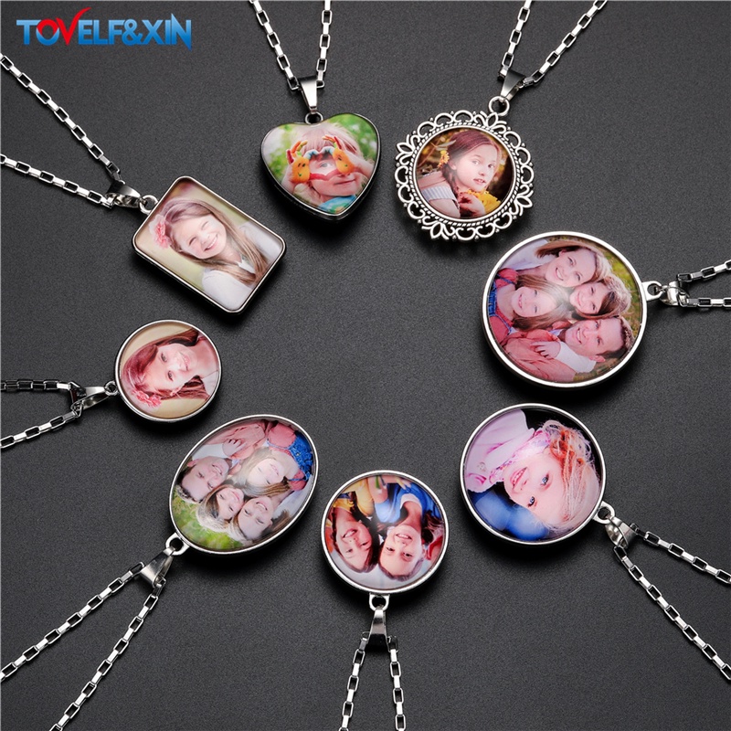 Personalized Double Sided Photo Necklace Custom Picture Pendant Stainless Steel Necklace Engraved Name Date Photo Locket Memorial Jewelry Gift for Women Men Couple Pet Memorial Keepsake Birthday Anniversary Wedding Christmas Mother's Day Gift