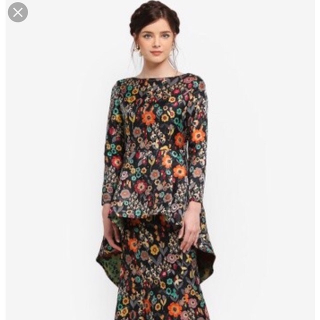 zalia embroidered lace mermaid dress