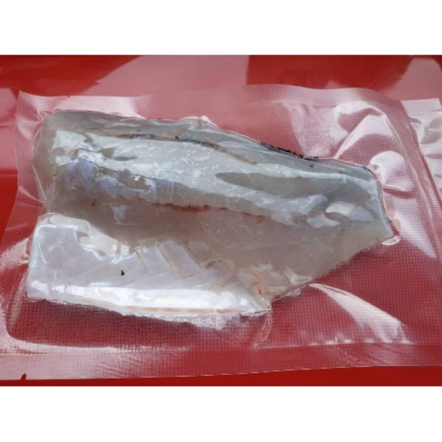 Premium Frozen Fish Fillet - Seabass (1kg around 5-6 packet) | Shopee ...