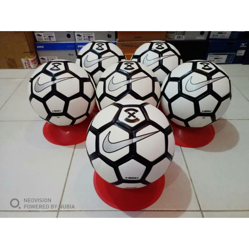 nike menor futsal ball