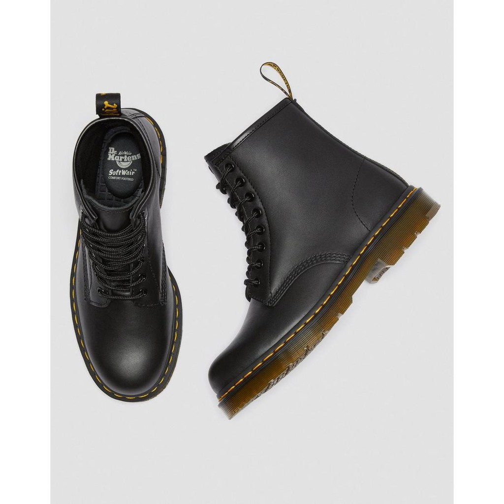 doc martens 1460 slip resistant