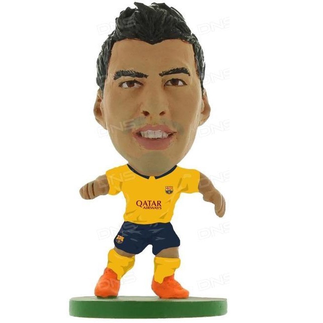 SoccerStarz FC Bacelona: Luis Suarez Figurine