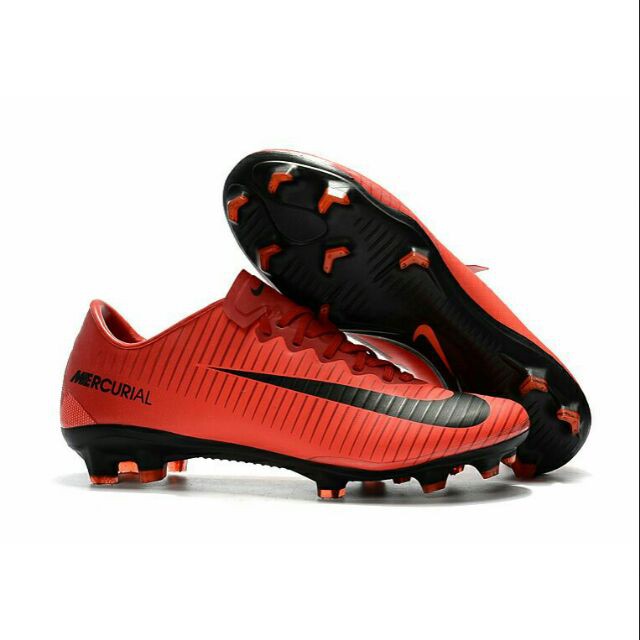 Nike VaporX 12 Pro IC Indoor Competition Football Boot. Nike