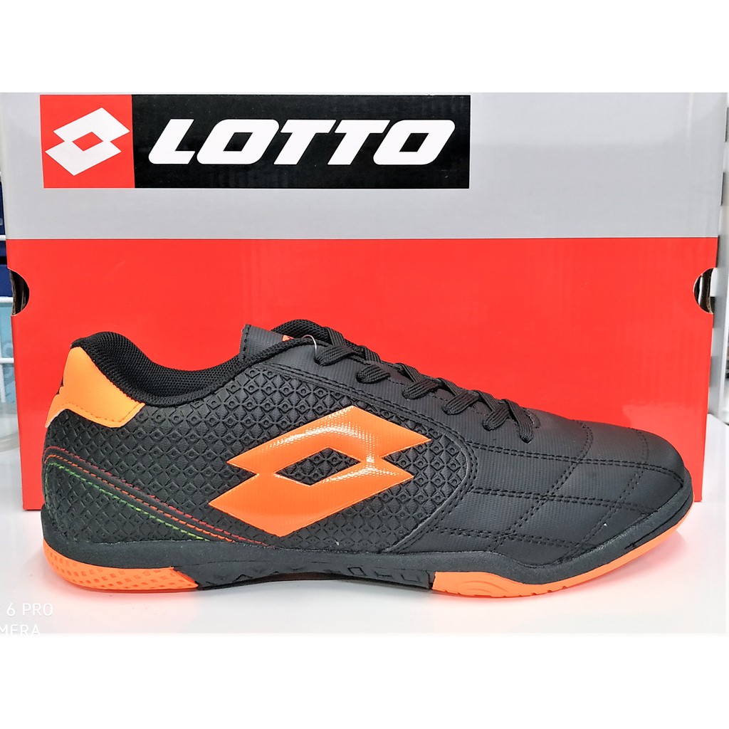 kasut futsal lotto