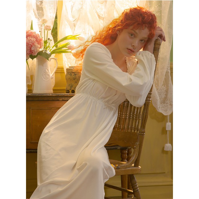 victorian nightgown and robe