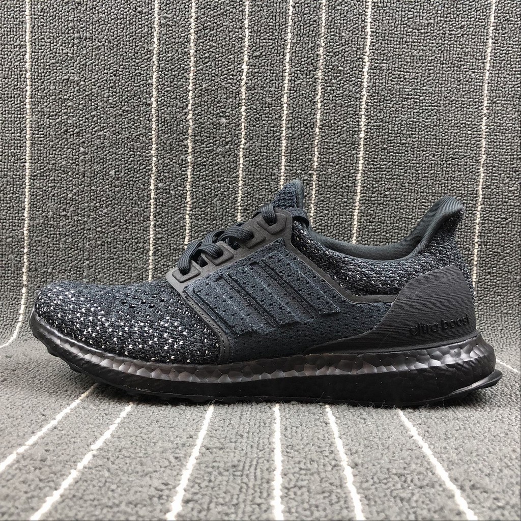 ultraboost clima carbon