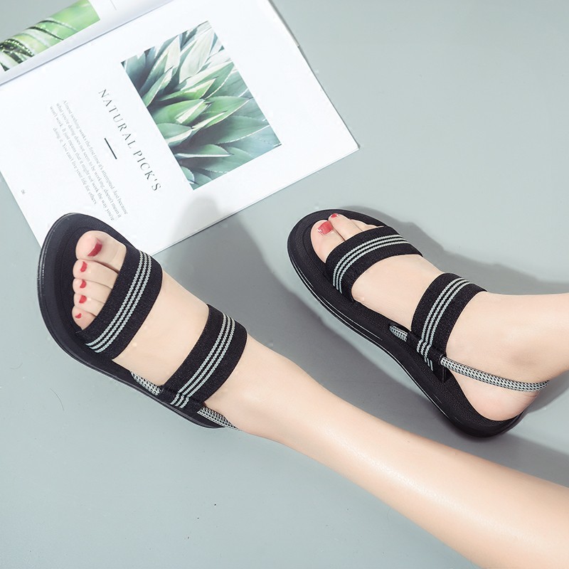 simple sandal for ladies