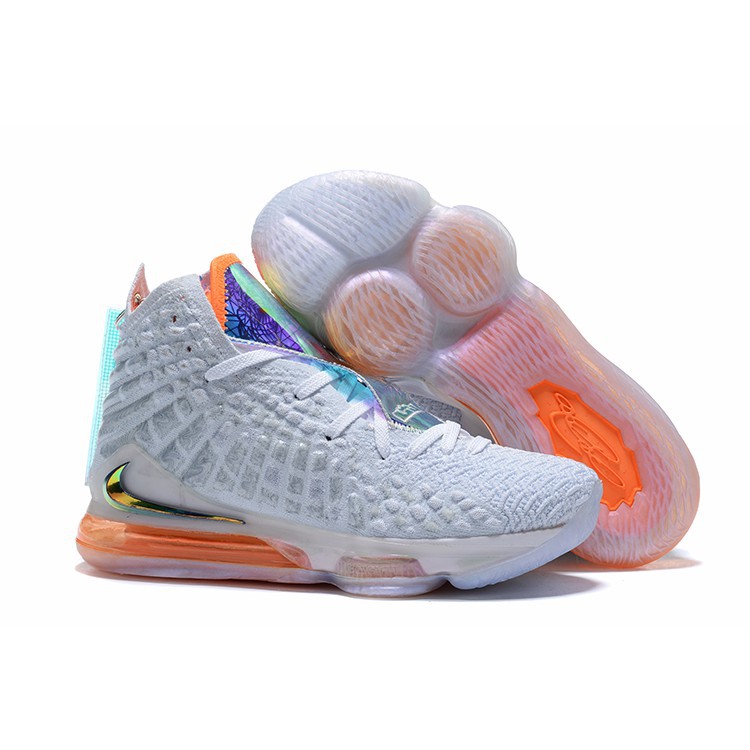 lebron lmtd 17