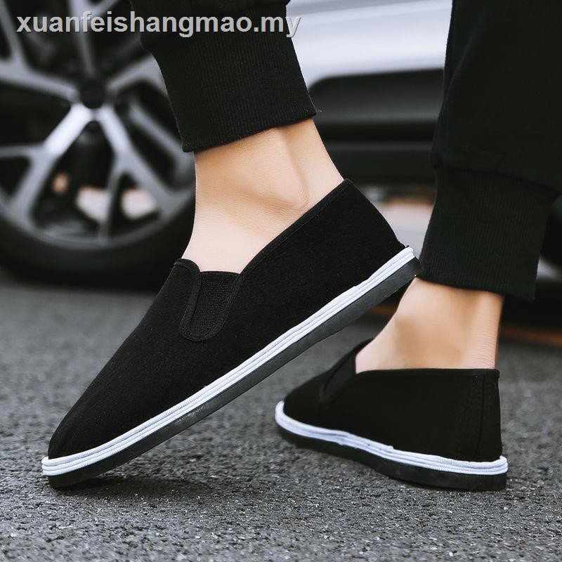 black cloth shoes