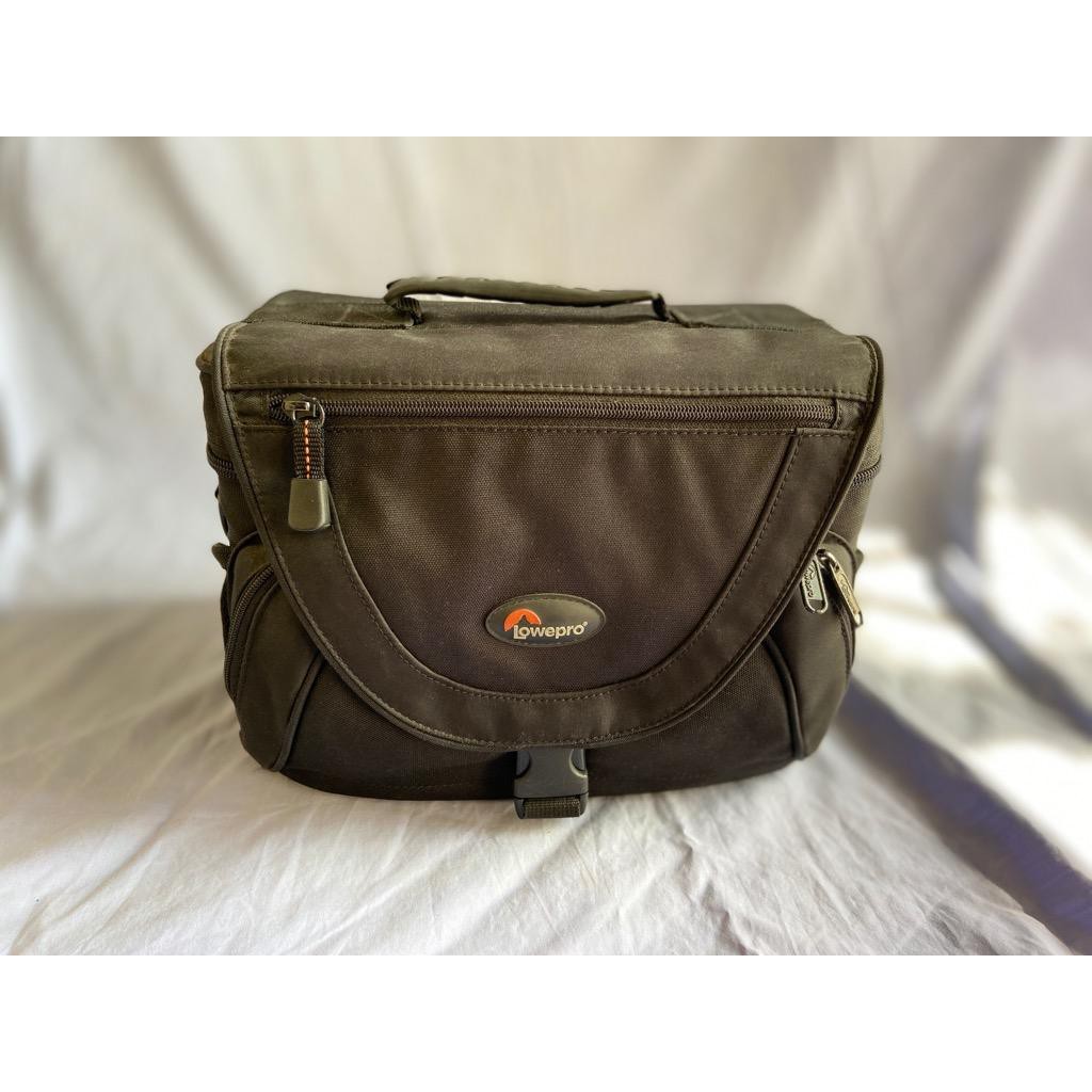lowepro nova 4