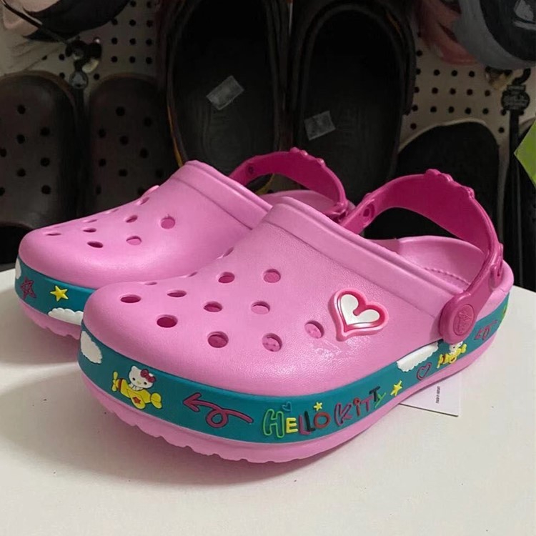 pink crocs without holes