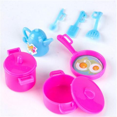 barbie kitchen supplies