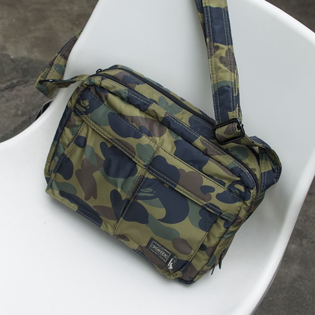 camouflage shoulder bag