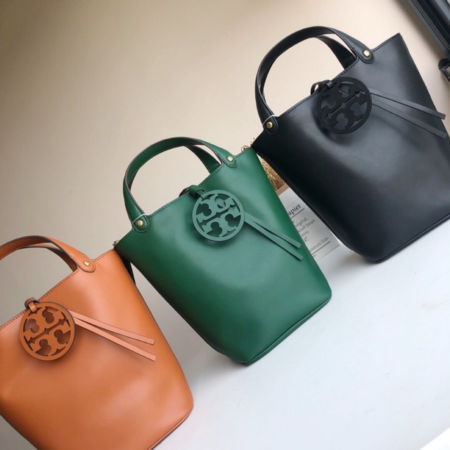 tory bucket bag