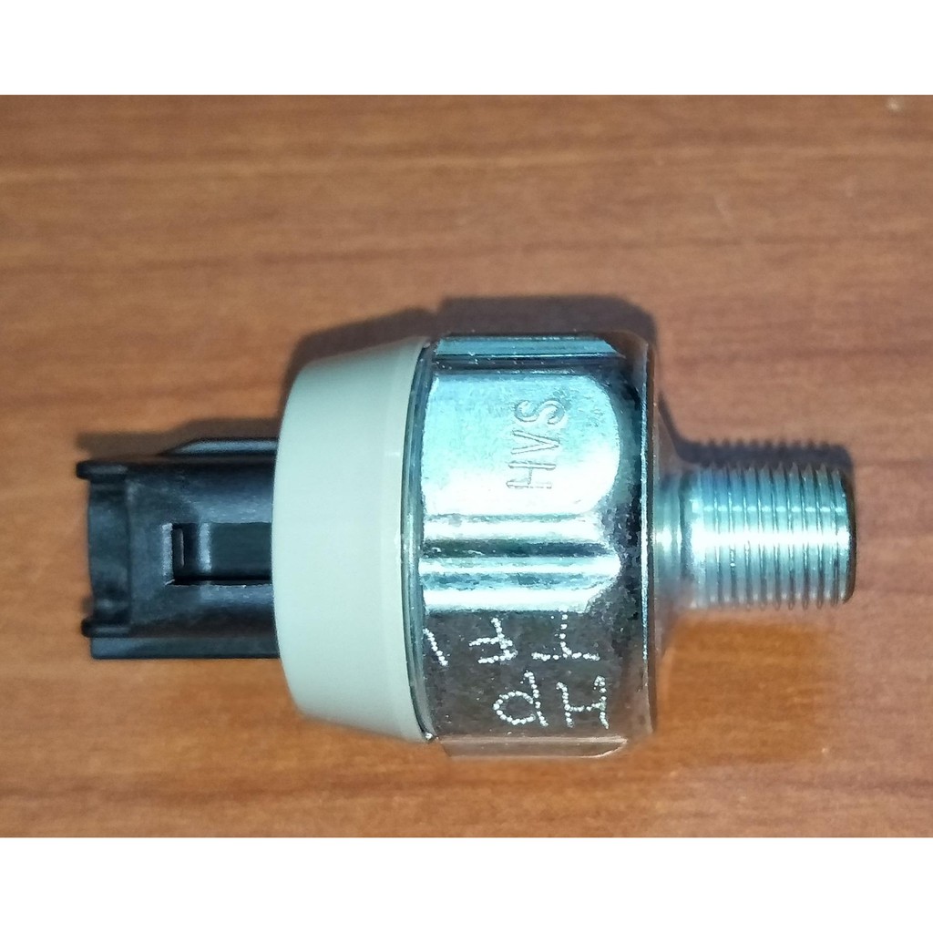 Perodua Myvi Brake Booster Switch (OEM) 1 Pin Shopee Malaysia