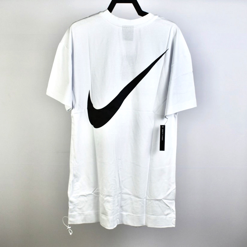 nike small tick t shirt