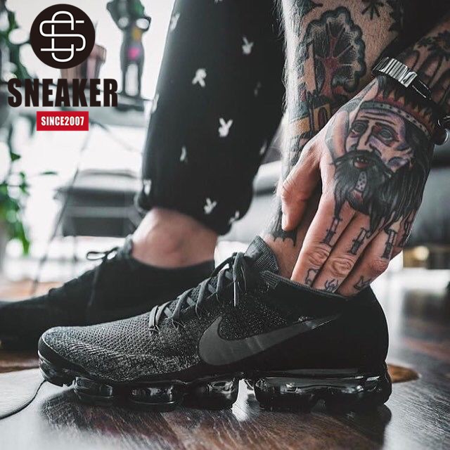 nike darth vader shoes