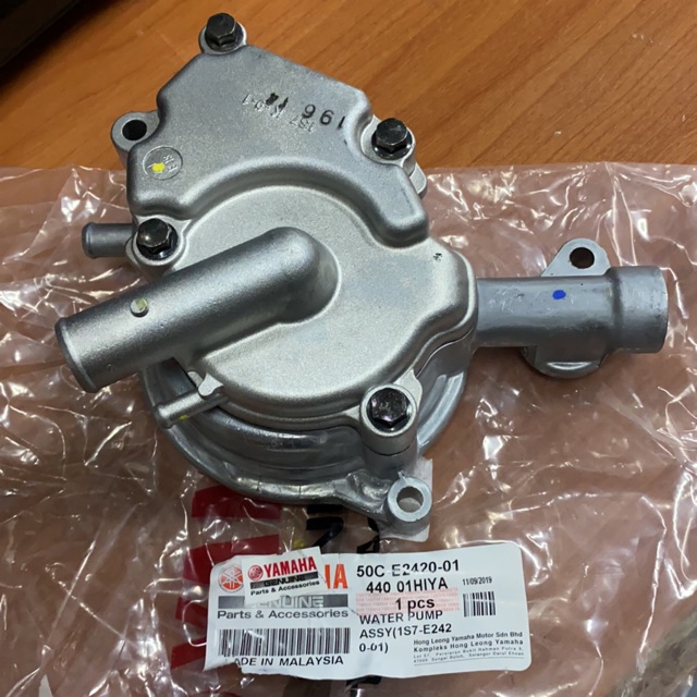 Water Pump LC135 Y15ZR Y15 YSUKU 100 original Genuine Parts Yamaha