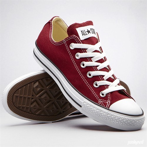 converse maroon low