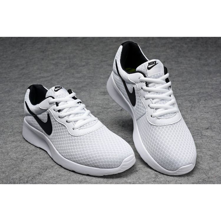 2019 New Ready Stock Original Nike Roshe Men And Women 2019 New Ready Stock Original Nike Roshe Men And Women