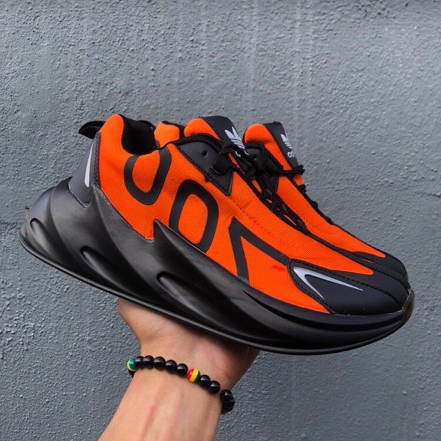 yeezy 700 shark waverunner